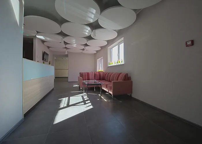 Advenus ホテル リヴィウ